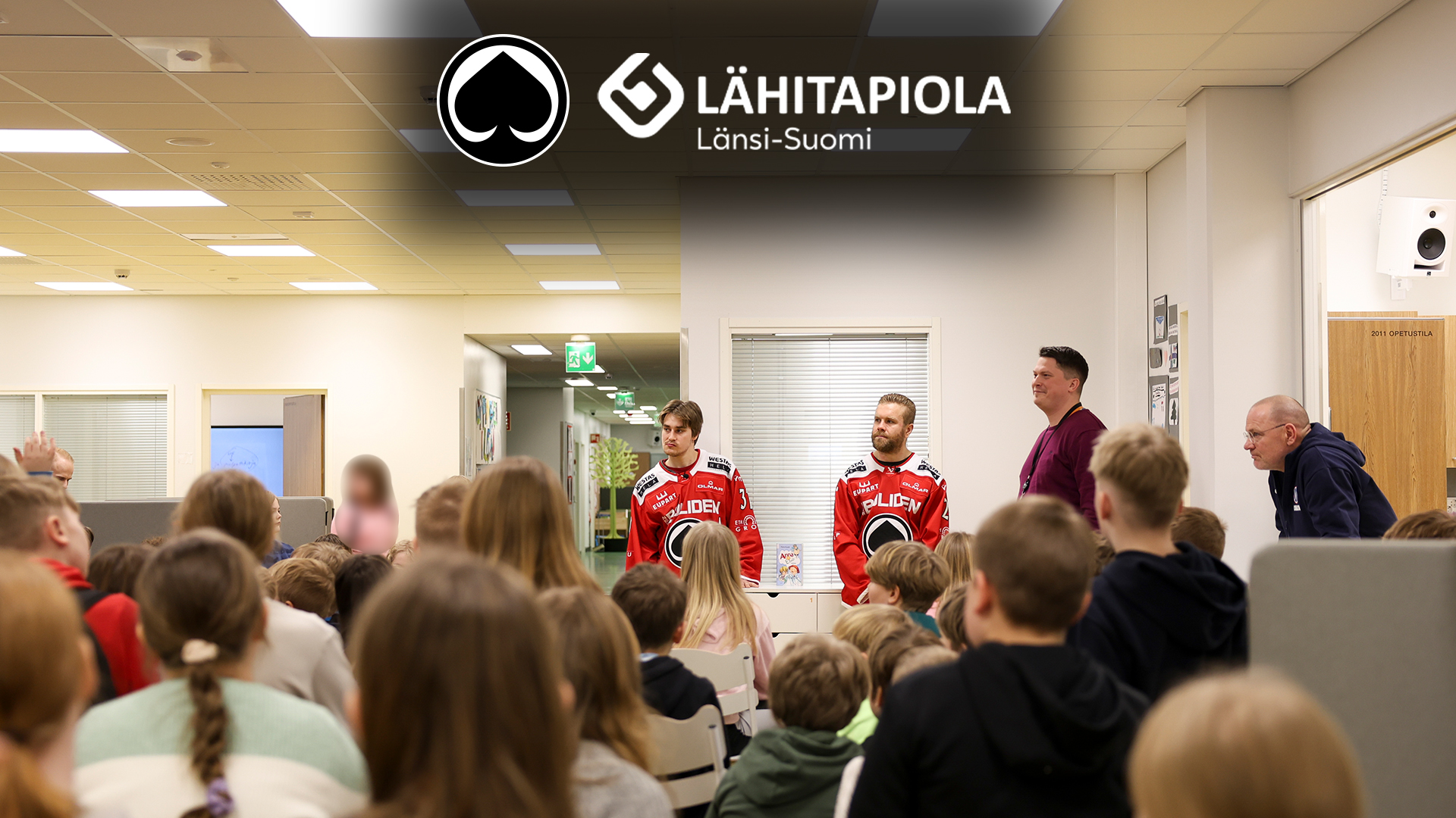 Ässien ja LähiTapiolan koulukiertueen kolmas vuosi käynnistyy – Aiheina kiusaamisen ehkäiseminen, kaveritaidot ja liikunnan tärkeys